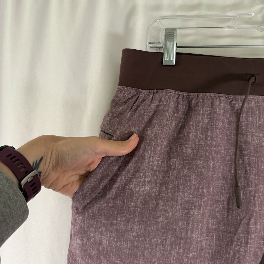 Lululemon Athletic Shorts Men's Large Purple Lined Pockets Drawstring - Picture 2 of 10
